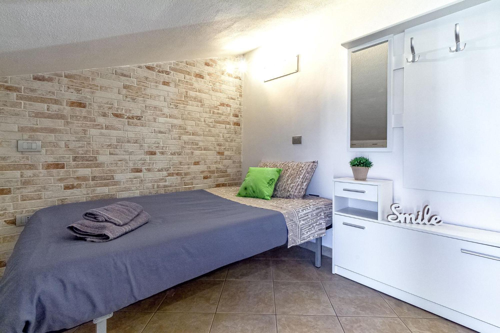 Charlotte - For Family And Groups Porto Torres